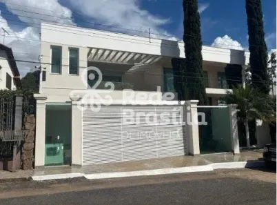 Casa com 5 Quartos para alugar, 1200m² no Setor de Habitações Individuais Sul, Brasília