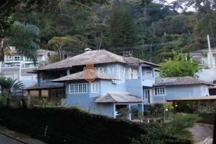 Casa com 4 Quartos à venda, 343m² no Jardim Europa, Teresópolis