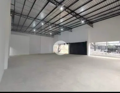 Galpão/Depósito/Armazém para alugar, 396m² no Vila Gilda, Santo André
