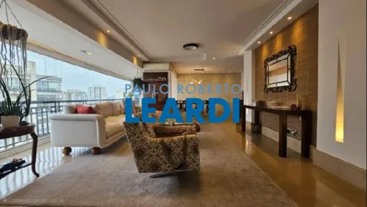 Apartamento com 3 Quartos à venda, 176m² no Vila Romana, São Paulo