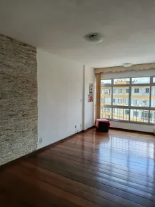 Apartamento com 2 Quartos para alugar, 65m² no Quitandinha, Petrópolis