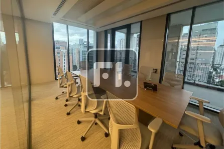 Sala Comercial à venda, 2000m² no Vila Olímpia, São Paulo