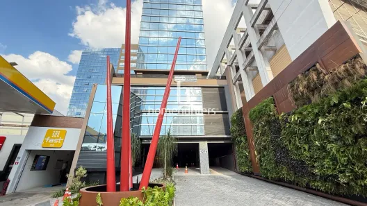 Sala Comercial para alugar, 203m² no Cambuí, Campinas