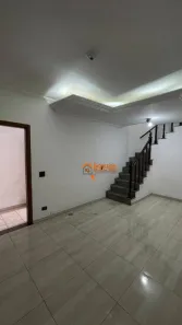 Sobrado com 3 Quartos à venda, 105m² no Vila Galvão, Guarulhos