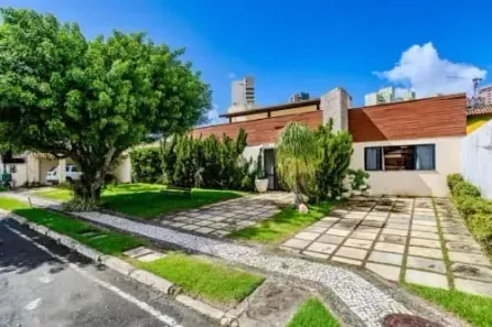 Casa de Condomínio com 4 Quartos à venda, 350m² no Piatã, Salvador