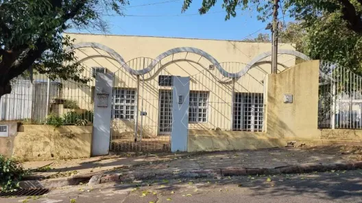 Casa com 4 Quartos à venda, 271m² no Centro, Araraquara