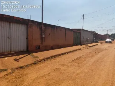 Casa com 2 Quartos à venda, 250m² no Padre Bernardo, Padre Bernardo