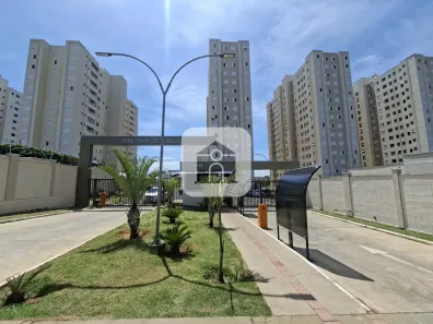 Apartamento com 2 Quartos para alugar, 40m² no Shopping Park, Uberlândia