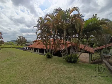 Fazenda/Sítio com 4 Quartos à venda, 320m² no Bairro dos Cocais, Salto de Pirapora