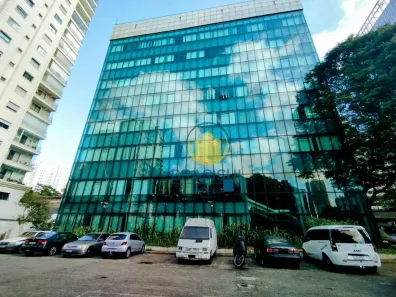 Prédio Comercial para alugar, 6861m² no Santo Amaro, São Paulo