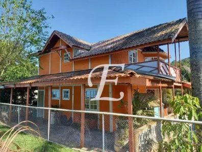 Fazenda/Sítio com 3 Quartos à venda, 300m² no Caraguatá, Mairiporã