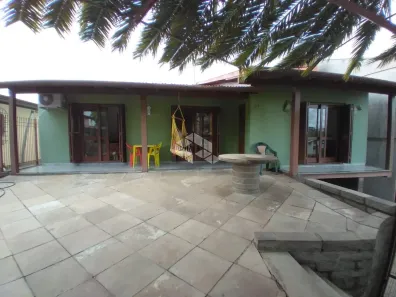 Casa com 3 Quartos à venda, 248m² no Santa Catarina, Farroupilha