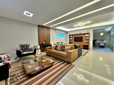 Casa de Condomínio com 4 Quartos à venda, 257m² no Jardim Prudência, São Paulo