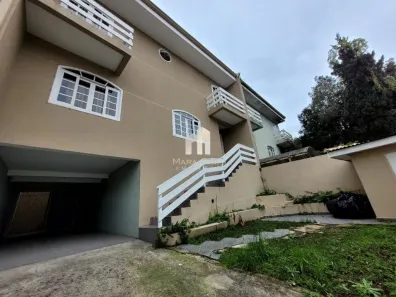 Sobrado com 4 Quartos para alugar, 115m² no Capão da Imbuia, Curitiba