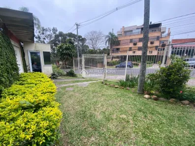 Casa com 3 Quartos para alugar, 462m² no Cristal, Porto Alegre