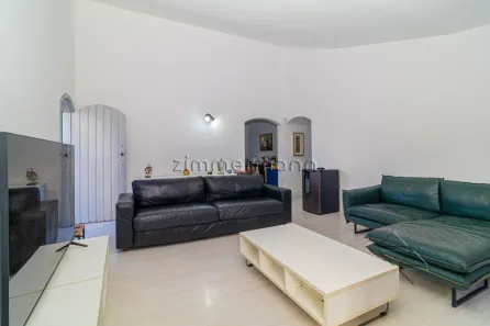 Sobrado com 3 Quartos para alugar, 269m² no Sumaré, São Paulo