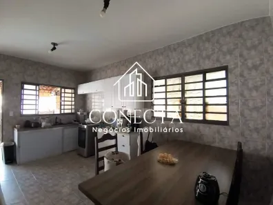 Casa com 3 Quartos à venda, 156m² no Santa Mônica, Uberlândia
