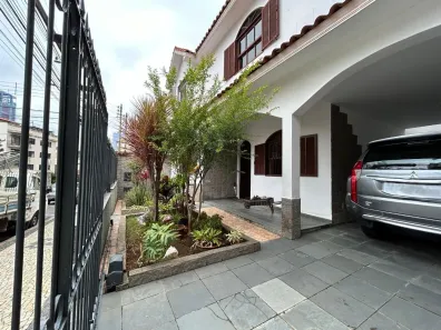 Casa com 5 Quartos à venda, 352m² no Cascatinha, Juiz de Fora