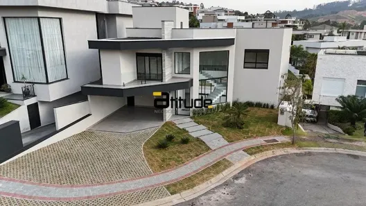Casa de Condomínio com 4 Quartos à venda, 350m² no Cidade Tamboré, Santana de Parnaíba