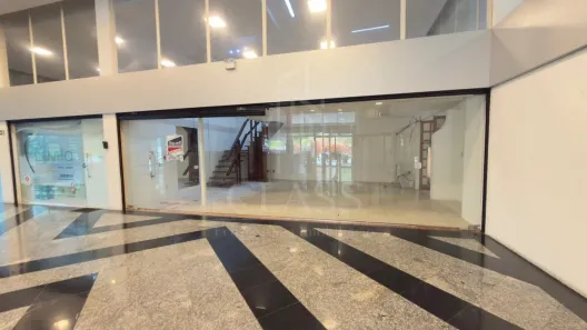 Ponto Comercial para venda ou aluguel, 130m² no Três Figueiras, Porto Alegre