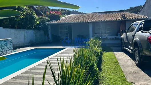 Casa com 2 Quartos para alugar, 125m² no Massaguaçu, Caraguatatuba