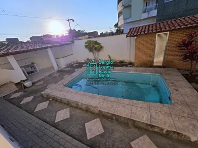 Casa com 5 Quartos à venda, 200m² no Centro, Itaboraí