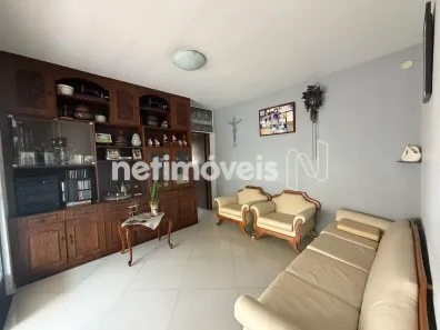 Casa com 4 Quartos à venda, 360m² no Jardim Laguna, Contagem