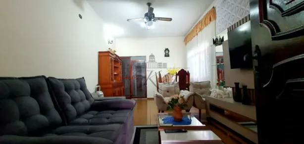 Casa com 2 Quartos à venda, 150m² no Centro, Jacareí