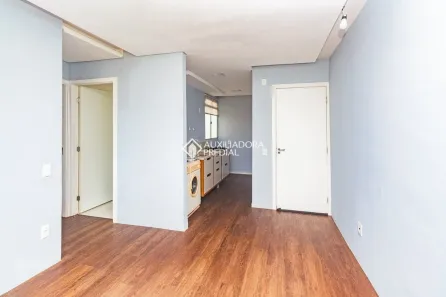 Apartamento com 2 Quartos à venda, 40m² no Mário Quintana, Porto Alegre