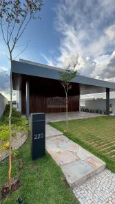 Casa de Condomínio com 3 Quartos à venda, 306m² no Gávea, Uberlândia