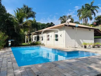 Fazenda/Sítio com 3 Quartos à venda, 290m² no Condomínio Lagoinha, Jacareí
