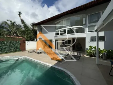 Casa de Condomínio com 3 Quartos à venda, 230m² no Camboinhas, Niterói