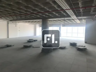 Sala Comercial para alugar, 257m² no Green Valley Alphaville, Barueri