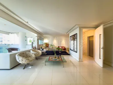 Apartamento com 3 Quartos à venda, 224m² no Vila Regente Feijó, São Paulo