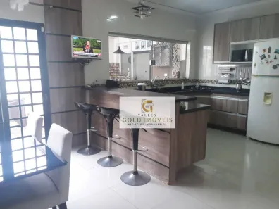 Casa com 4 Quartos à venda, 200m² no Jardim América, São José dos Campos