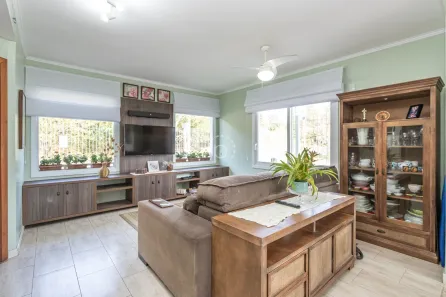 Casa com 3 Quartos à venda, 138m² no Guarujá, Porto Alegre