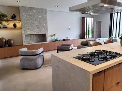 Casa com 4 Quartos à venda, 300m² no Núcleo Agrícola Alpha, Franca