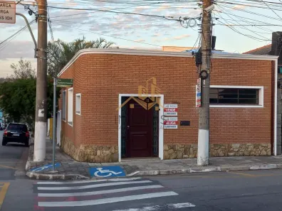 Casa com 2 Quartos para alugar, 140m² no Centro, Vinhedo