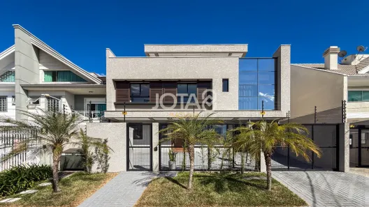 Sobrado com 4 Quartos à venda, 131m² no Jardim das Américas, Curitiba