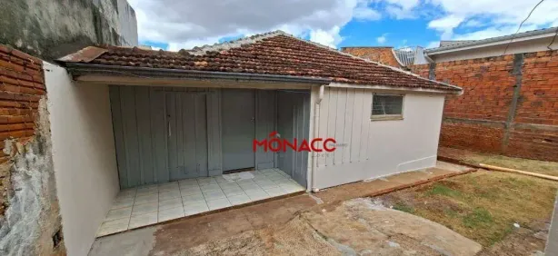 Casa com 2 Quartos para alugar, 50m² no Jardim Tókio, Londrina