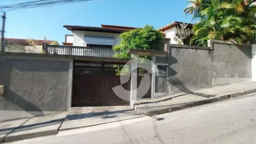 Casa com 4 Quartos à venda, 244m² no Icaraí, Niterói