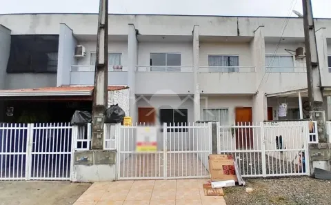 Sobrado com 2 Quartos à venda, 61m² no Parque Guarani, Joinville