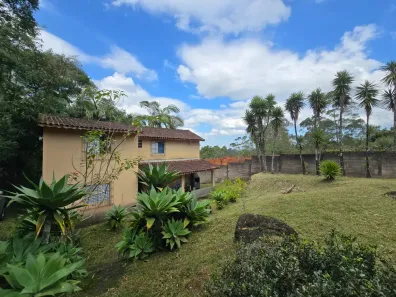 Fazenda/Sítio com 3 Quartos à venda, 2170m² no Cachoeira, Cotia