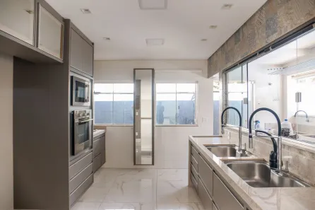 Casa com 4 Quartos à venda, 207m² no Condomínio do Lago, Goiânia