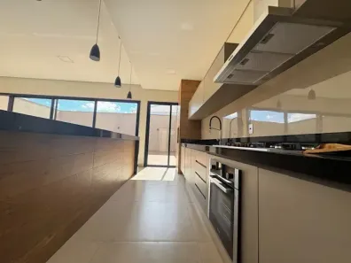 Casa com 3 Quartos à venda, 226m² no Vila Cardia, Bauru