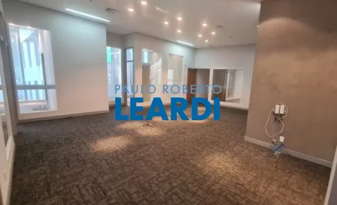 Ponto Comercial com 4 Quartos para alugar, 424m² no Jardim Paulistano, São Paulo