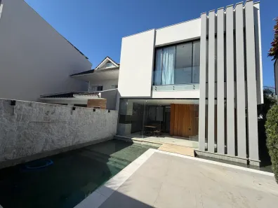 Casa com 5 Quartos à venda, 370m² no Vargem Grande, Rio de Janeiro