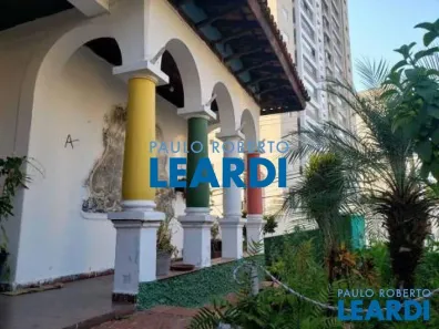 Casa com 6 Quartos para alugar, 180m² no Vila Romana, São Paulo
