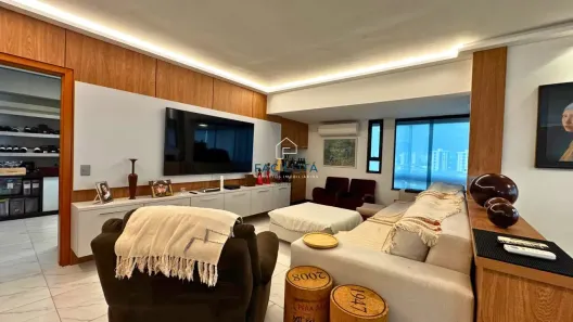Apartamento com 4 Quartos à venda, 300m² no Adrianópolis, Manaus