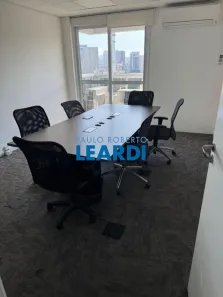 Sala Comercial para alugar, 131m² no Barra Funda, São Paulo